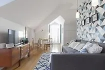 Sweet Inn Apartments Porta De Alfama 4* Lissabon